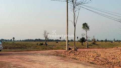 Very good location land to sell very urgent 