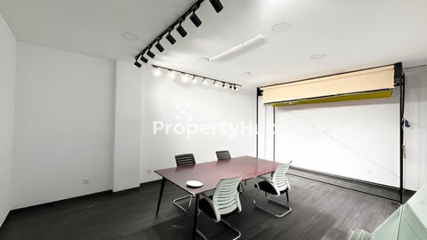 ការិយា​ល័យ​​ជួលខណ្ឌទួលគោក I Office Space for Lease at Toul Kork