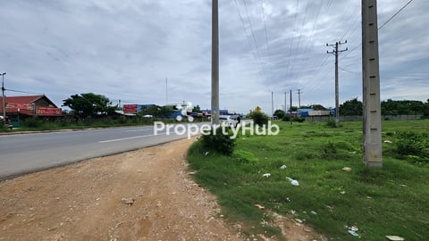 ដីកែងលក់បន្ទាន់នៅលើផ្លូវជាតិលេខ3