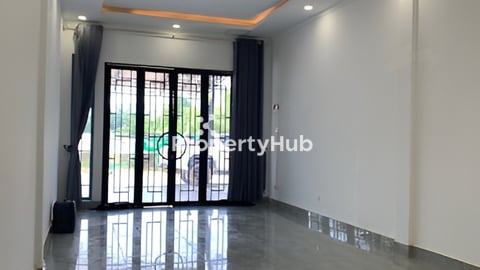 ផ្ទះជួលនៅលើផ្លូវបាក់ខែ/ Hose For Rant