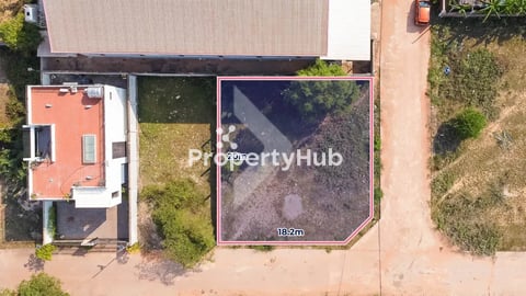 Charming 364 sqm Residential Land for Sale in Svay Dangkum Area