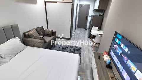 Condo studio room for rent 300$