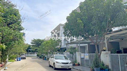 🏘 វីឡាកូនកាត់ (LB) ក្នុងបុរី វ៉ារីណា (ឌួងងៀប) ត្រូវការលក់បន្ទាន់ខ្លាំង