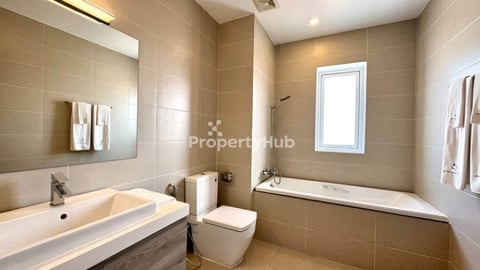 SPECIOUS TWO BEDROOM FOR RENT-NEAR RUSSIAN MARKET🍀