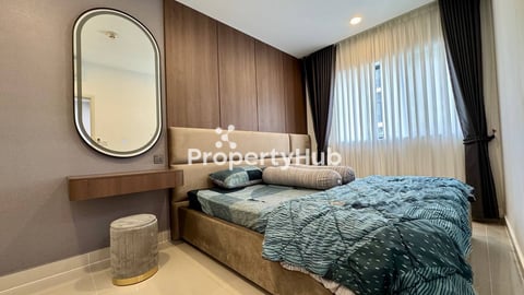 2BR Condo for sale at Park Land Condo TK