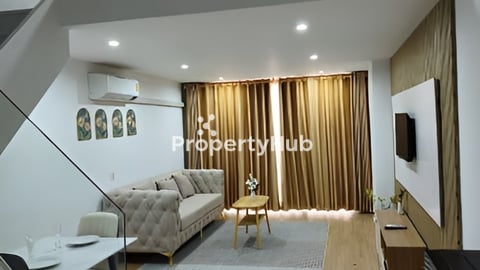 ម៉ហ្គេនខុនដូ 02 បន្ទប់ មានគ្រឿងសង្ហារឹមពេញ