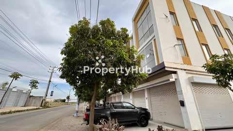 Conner Business House for Sell on mainroad