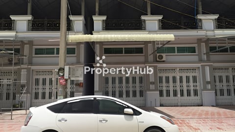 ផ្ទះ លក់ $65,000