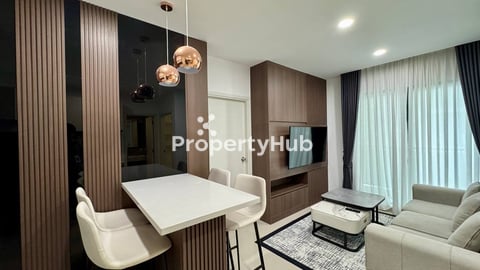 Beautiful 2 Bedroom Apartment for Rent at Park Land Condo TK