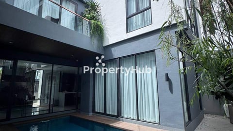 Luxury 5 Bedroom Villa For Rent along Samdach Hun Sen BLVD
