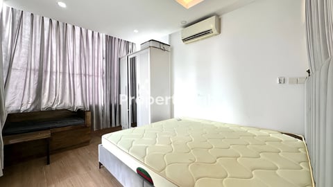 ខុមដូរកែងមានចំណូលស្រាប់ លក់បន្ទាន់