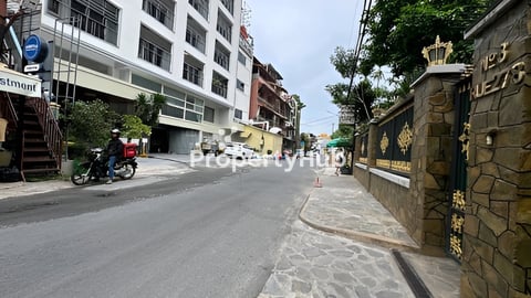 ផ្ទះលក់នៅបឹងកេងកង១(House for sale at BKK1)