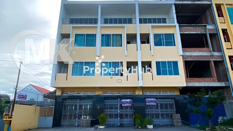 ផ្ទះ 3ល្វែង សម្រាប់លក់ ក្នុងសង្កាត់ភ្នំពេញថ្មី