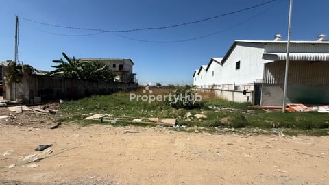 ដីលក់ជិត ប ស ស ចុះពីផ្លូវបេតុងឃ្មួញតែ20m