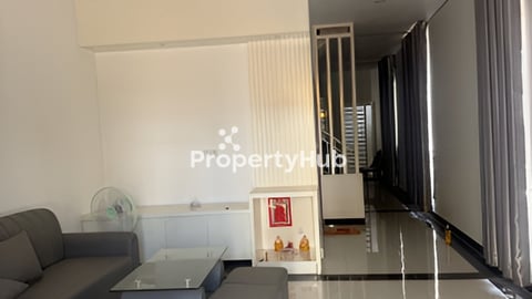 ផ្ទះមានប្លង់់រឹង កែង ផ្ទះ96k ផ្លូវ26 ហួសផ្សារព្រែកអញ្ចាញ៥០០m បុរីវិមានភ្នំពេញ