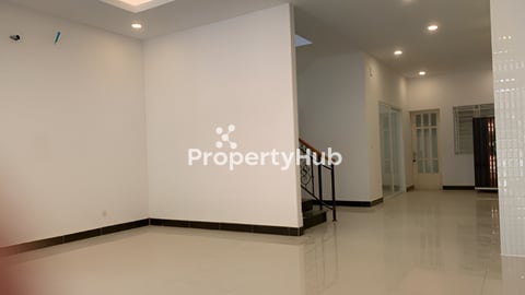 🏠 វីឡាភ្លោះ ​(Twin) ក្នុងបុរី ឌឹមេគង្គរ៉ូយ៉ាល់ ផ្លូវជាតិលេខ6A ត្រូវការលក់បន្ទាន់!