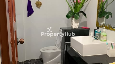 ផ្ទះស្អាតជួលនិងលក់ទាំងសំភារះក្នុងផ្ទះ