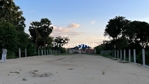 ដីសម្រាប់ជួល