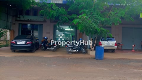 ផ្ទះល្វែងលក់