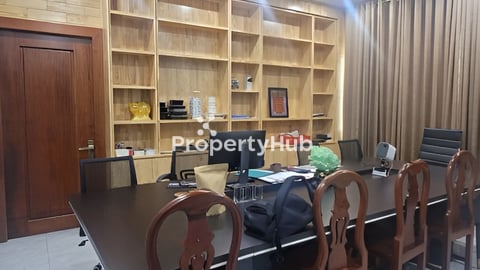 Beautiful Shop For Rent