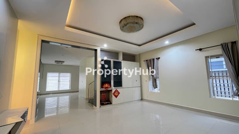 វីឡាភ្លោះសម្រាប់លក់ នៅបុរីប៉េងហ៊ួត បឹងស្នោរ | Twin Villa for Sale in borey Pengh