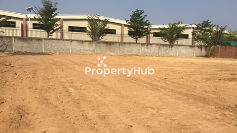 ដីលក់អាចធ្វើអាជីវកម្មបាន13810m2