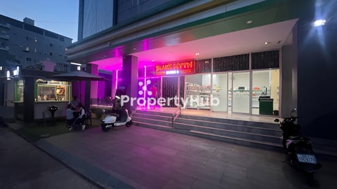 ទីតាំងហាងសម្រាប់ជួល