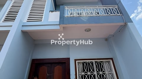 ផ្ទះប្រកបអាជីវកម្មបាន (នៅបាត់ដំបង ជិតមាត់ស្ទឹង)