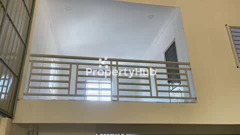 ដីឃ្លាំងសំរាប់ លក់ រឺ ជួល ជួល តំលៃ 300$/ខែ