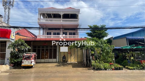 Prime Shophouse for Sale on Street 371