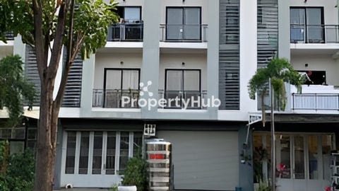 New Shophouse Near Aeon2