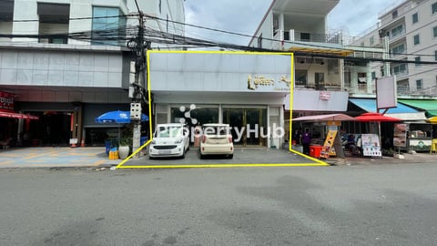 Shophouse on Mao Sae Tung Blvd for Commercial or Residential Use