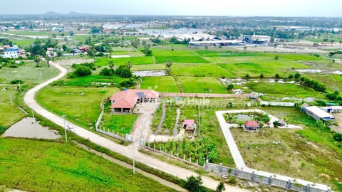 📣ដីលក់ជាប់ផ្លូវរដ្ឋក្នុងសង្កាត់ស្នោរខណ្ឌកំបូល រាជធានីភ្នំពេញ 