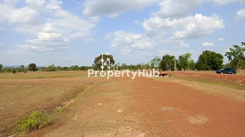 លក់ដីឡូតិ៍បញ្ចុះតម្លៃ40% ភូមិក្រពើ ឃ្មុំ បល័ង្គៈ  ប្រាសាទបាគង ជាភូមិ ឃុំ អភិវឌ្ឍ