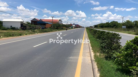 ជួលដីផ្ទាល់ខ្លួនម្តុំត្រាំខ្នា ក្នុងតំបន់ទីប្រជុំជន