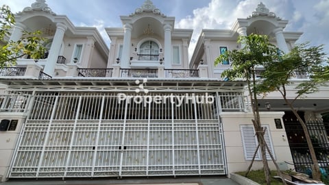 Modern Villa for Sale in The ML Tiara Ta Khmau