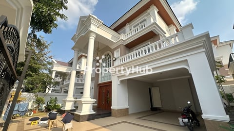 វីឡាព្រីនសម្រាប់ជួល នៅបុរីប៉េងហួតបឹងស្នោរ | Prince Villa for Rent in Borey Peng 