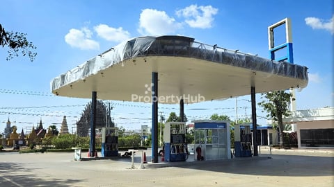 🤩 ហ្ការ៉ាស់សាំង និងដីលក់!🌸 មានម៉ាត ហាងកាហ្វេ បន្ទប់ទឹកស្អាត ទីធ្លាធំទូលាយ