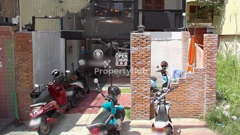 Shophouse for Rent in close to Russian Market