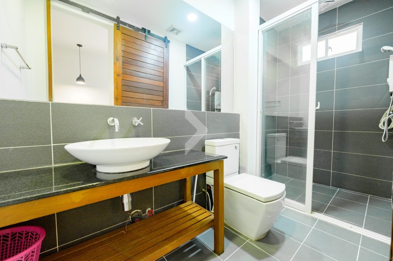 Copropriété 1 chambre  en Sangkat Teuk Lak Ti Muoy, Cambodge