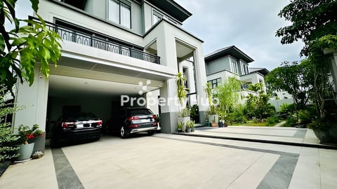 វីឡា ឃ្វីន សម្រាប់ជួល បុរី ប៉េងហួត 60ម៉ែត្រ