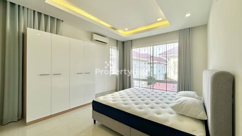 🌟 Queen Villa for Rent📍 Borey Peng Huoth Beong Snor💰 $4,500 / month