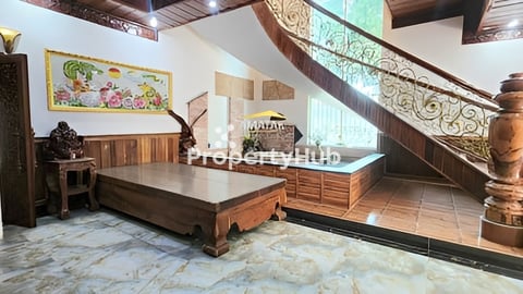 ភូិមគ្រឺះ២ជាន់ លក់តំលៃសមរម្យ