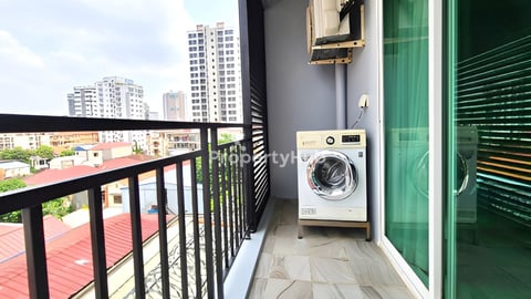 BKK3 ~ $1,100 /month ~ 2 Bedrooms Apartment For Rent.