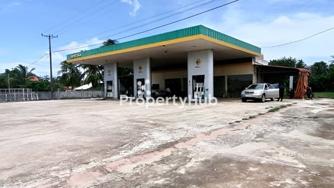 ស្ថានីយ៍ប្រេងឥន្ធនៈ សម្រាប់លក់​ (ជិតគម្រោងព្រែកជីកហ្វូណន)