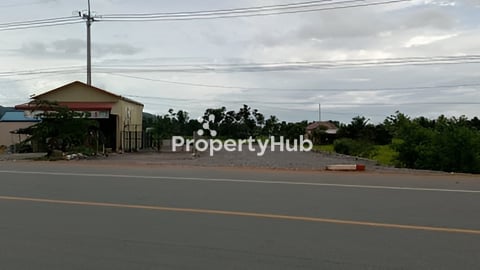 សួស្តីបាទ បាទដីលក់ជាប់ផ្លូវជាតិ 33 តម្លៃធូរបាទ