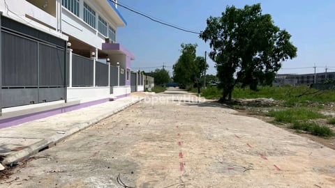 ដីលក់(20x30)នៅក្រាំងធ្នង់