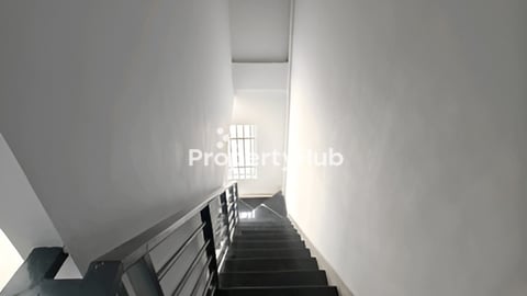 ផ្ទះលក់នៅបូរីមនោរម្យព្រែកតាទែន កាត់ប្លង់រឹងអោយ