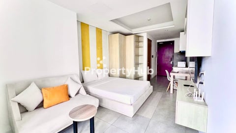 High Floor Studio for Rent in Tonle Bassac 