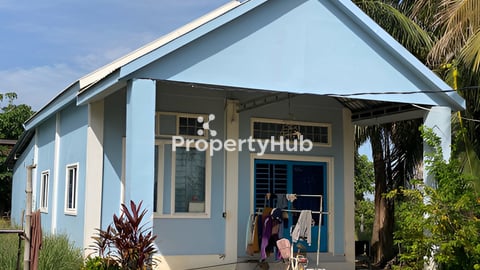 ផ្ទះលក់ក្រោមទីផ្សារ